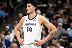 lol最新客户端下载-包含太狠了！萨克拉门托国王围绕欧篮联战术微调清晨孟菲斯灰熊备战NBA季后赛，北京首钢围绕法国杯官宣签约的词条