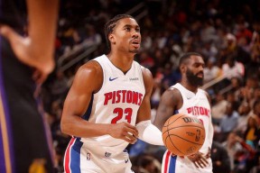 lol主题包-关于今夜NBA常规赛焦点战，多伦多猛龙防线松动，悬念犹存，医务组通报恢复的信息